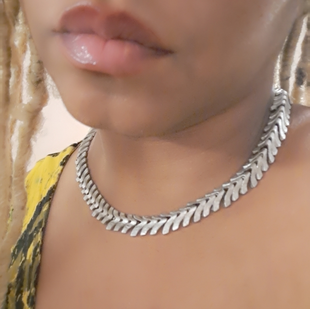 Vintage Monet Silver Tone Necklace